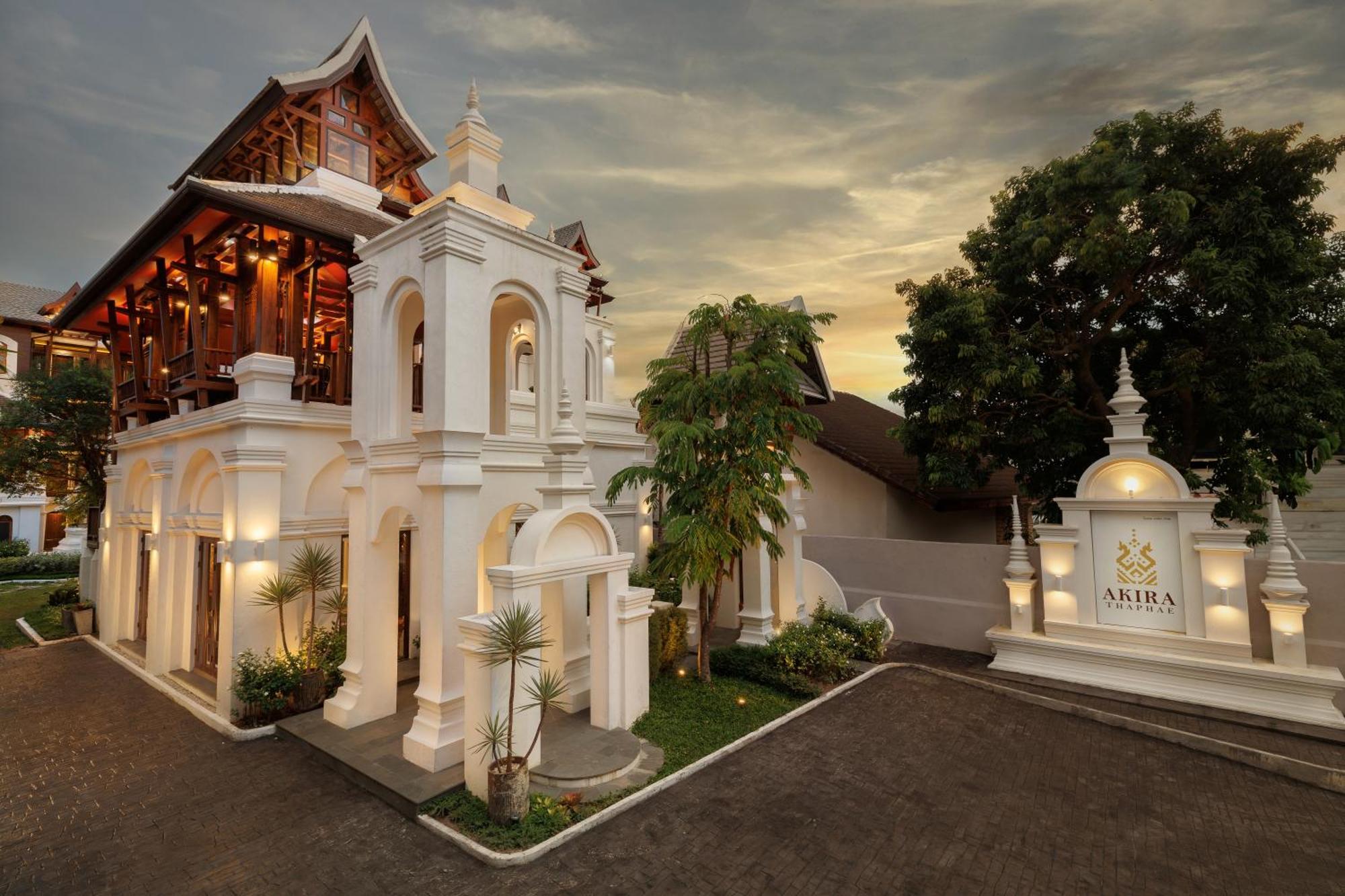 Akira Thaphae Hotel Chiang Mai Buitenkant foto